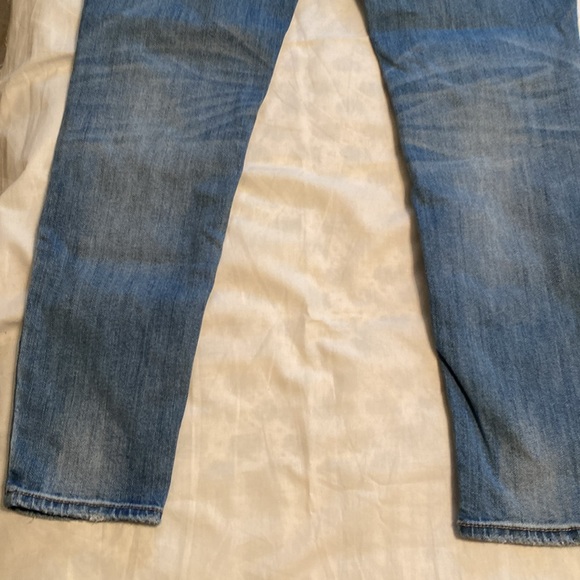 WHBM 8 skinny jean crop.  Distressed some.  See pictures for fit, they stretch. - Picture 10 of 12